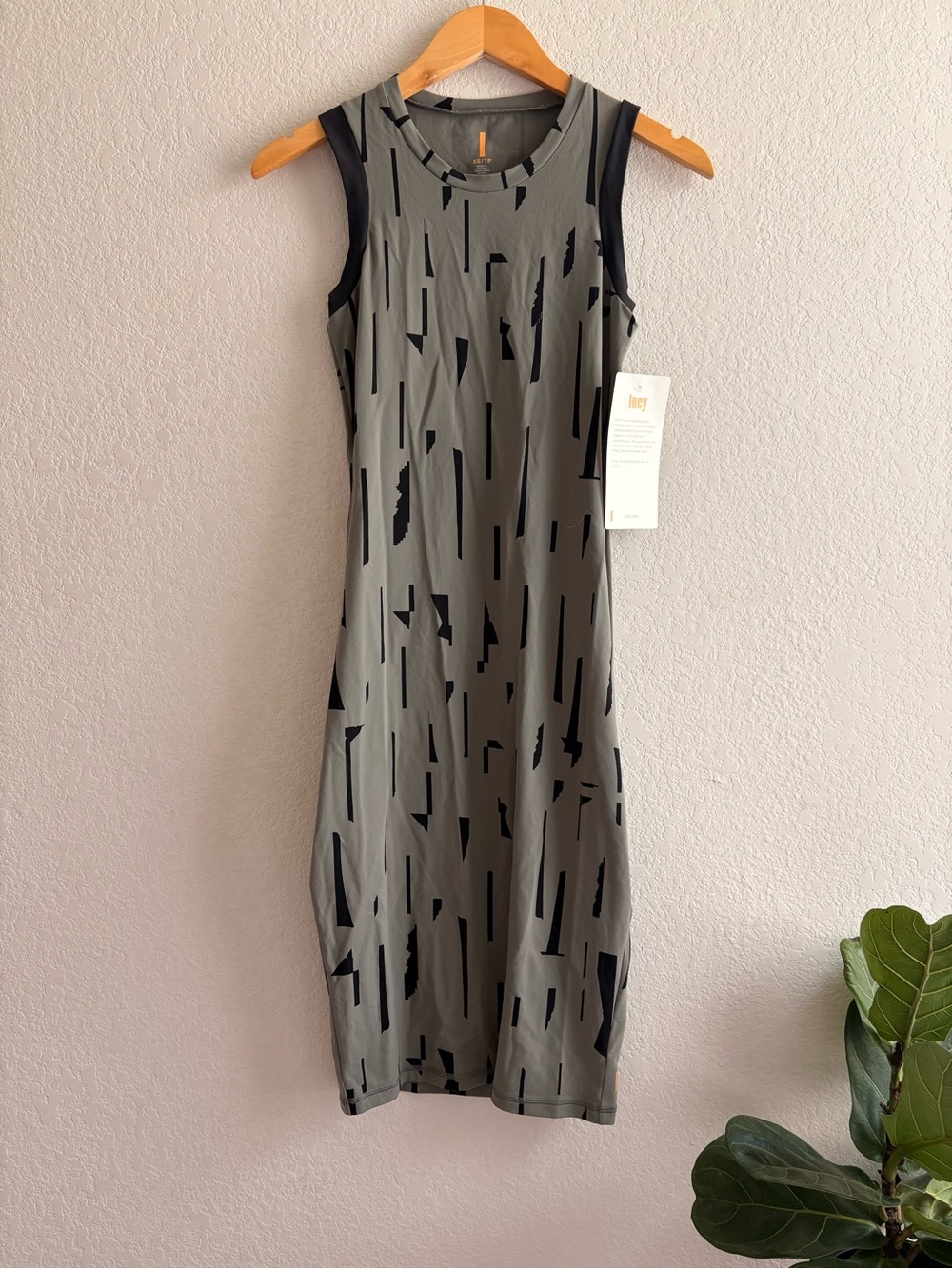 Lucy XS dress athletic Miso stretch olive green gray black